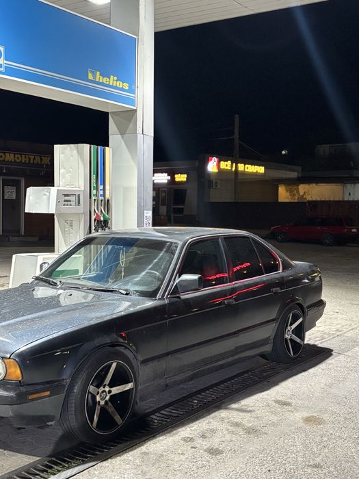 Продам бмв е 34 3.0