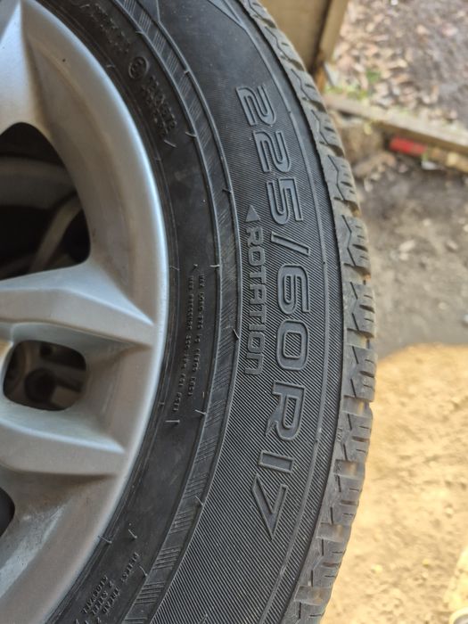 Jante aliaj 17 " BMW cu anvelope iarna 225/60/17