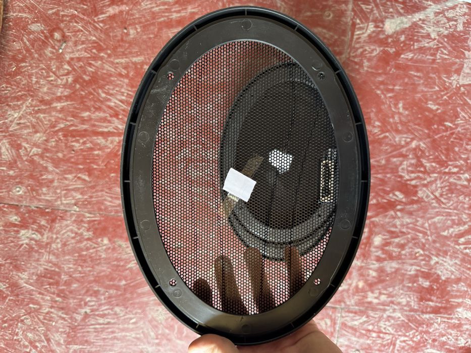 Сетки от колонок Audison