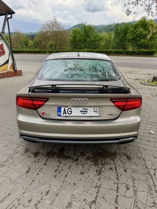 Audi A7  S -line