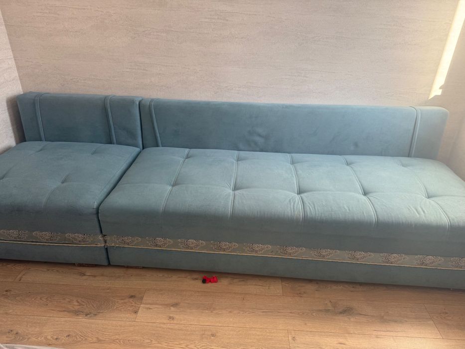 Диван в хорошем состоянии