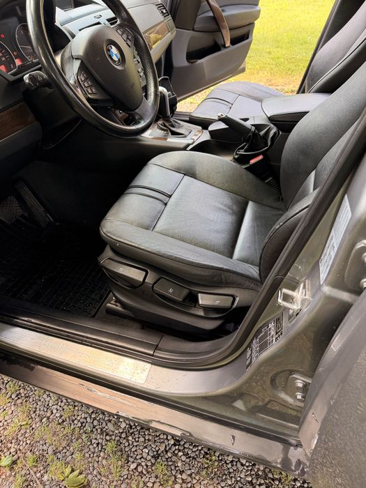 Bmw x3 foarte ingrijit