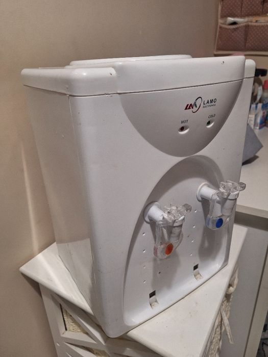 Диспенсър за вода Lamo