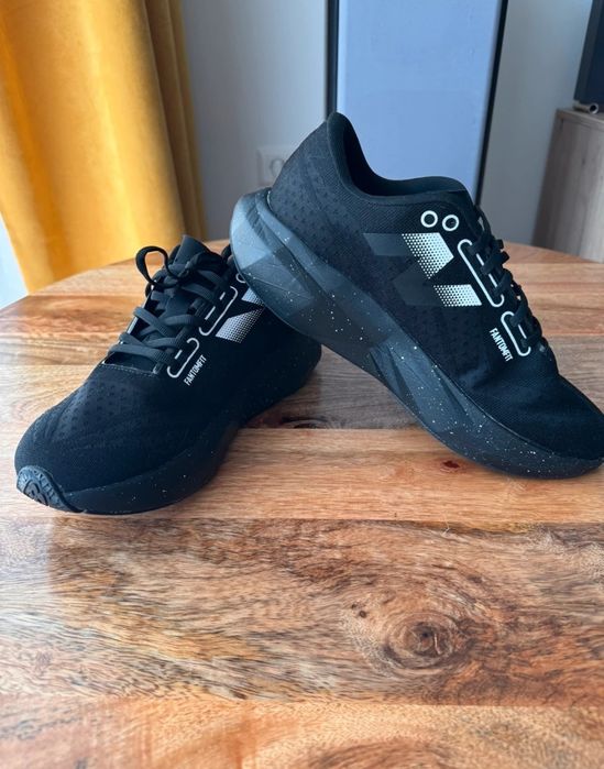 New Balance Super Comp Fuel Cell Elite V4