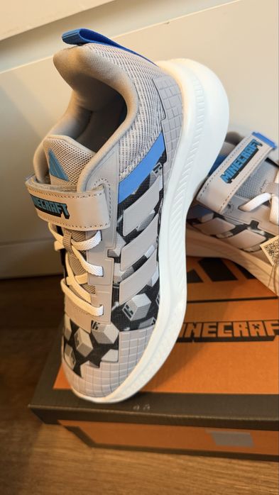 Нови оригинални детски  маратонки Адидас Майнкрафт Adidas Minecraft  с кутия
