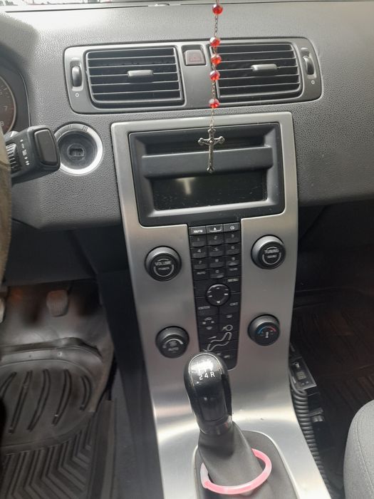 Vand Volvo s40 1.6 benzina
