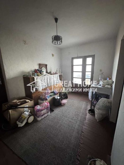 Къща с голям двор в с.Давидово