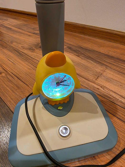 Детска настолна лампа с часовник