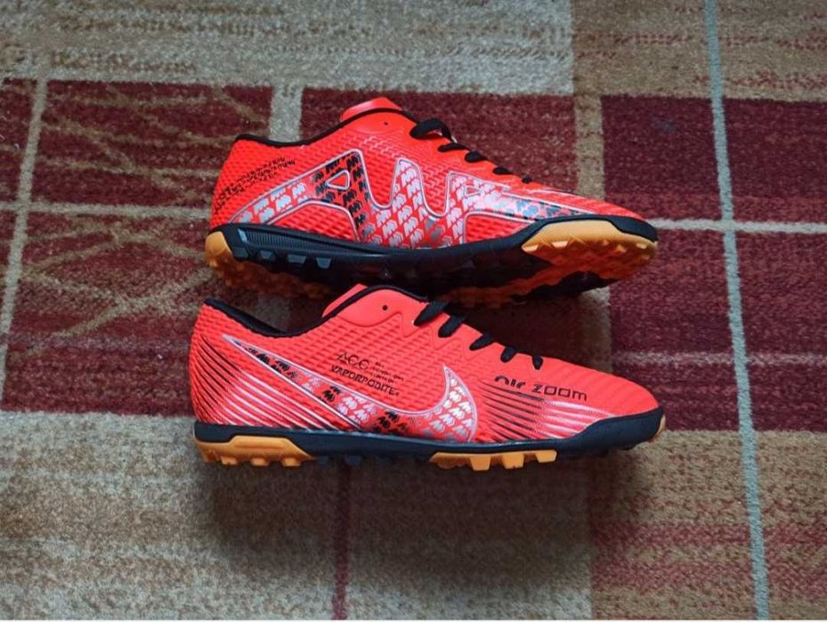 Ghete fotbal teren sintetic, 41. (NOI)