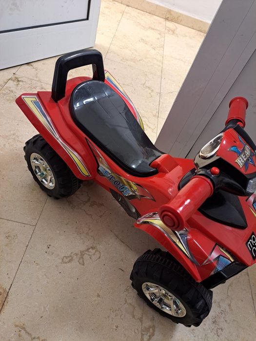 Детско ATV за бутане-музикално