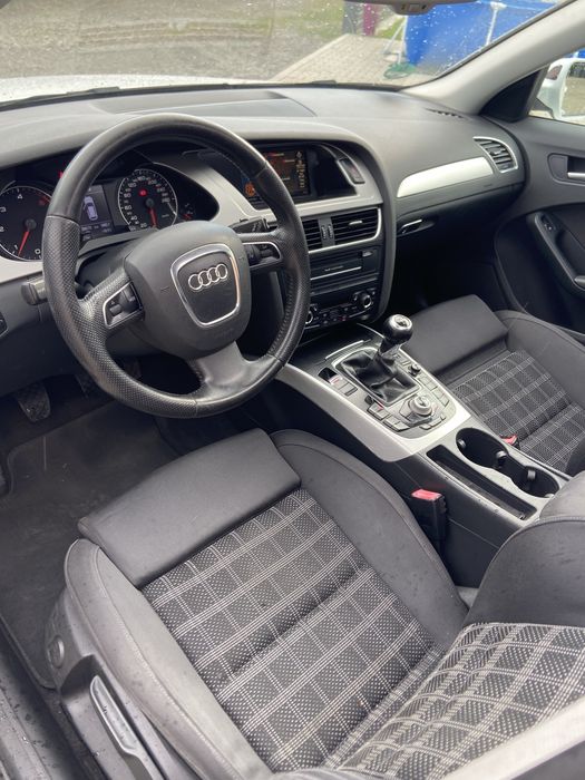 Audi A4 2010 Panoramic Side Assist Camera