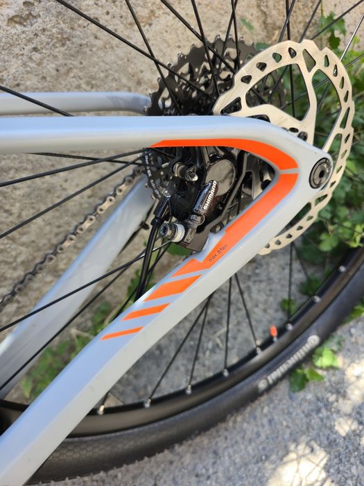 Bmc Карбонов Швейцарски велосипед 29 цола XS размер 1x11 Sram Fox 32 Проходни оси Като нов