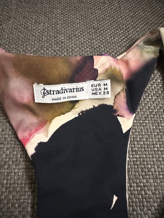 Спортен комплект Stradivarius