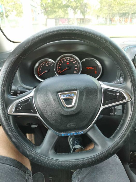 Vand Dacia Sandero Stepway 100 cai, GPL fabrica