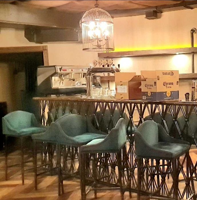 Продам разные стулья и диваны