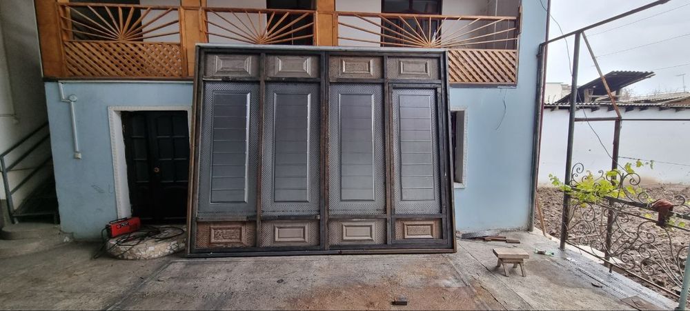 Дарвоза сотилади 3.75х3.0 метр