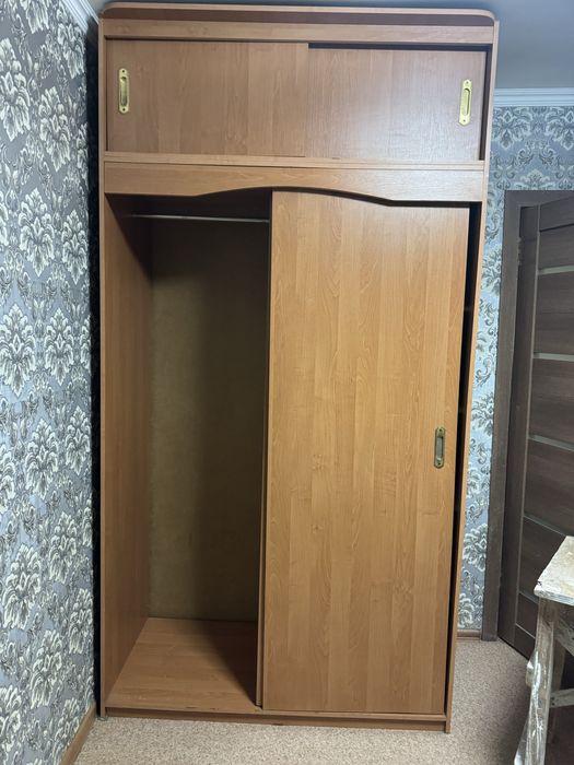 Продается шкаф-купе