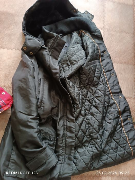 Отдам даром вещи на девочку разные