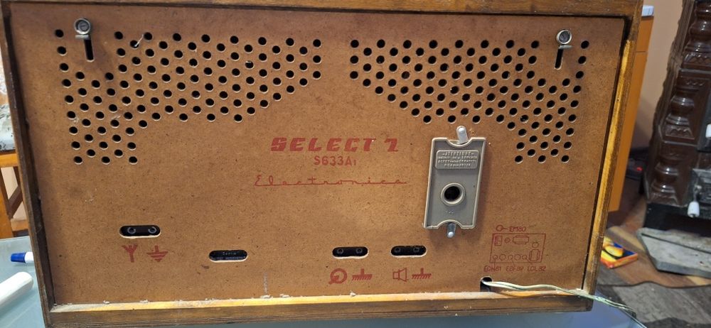 Radio select 2 funcțional