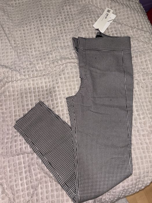 Панталон Zara нов