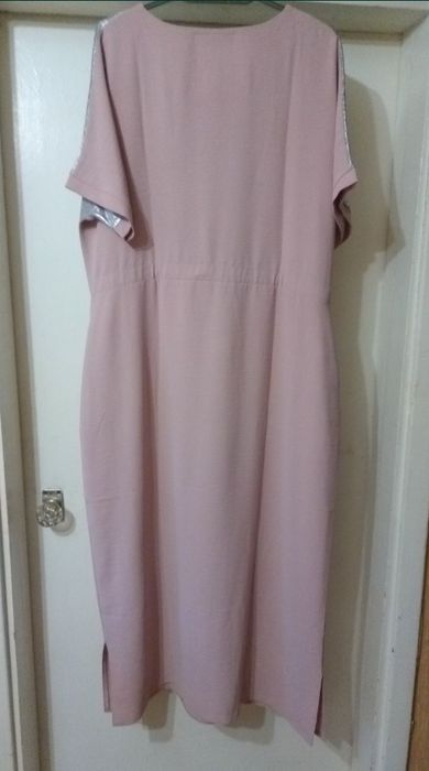 Продам   платья!