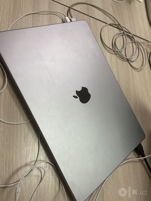 Macbook pro m2 pro 16 inch