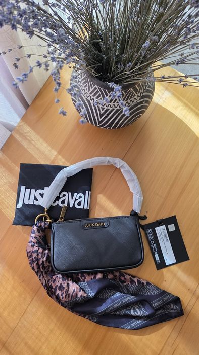 Geantă Just Cavalli cu eşarfă