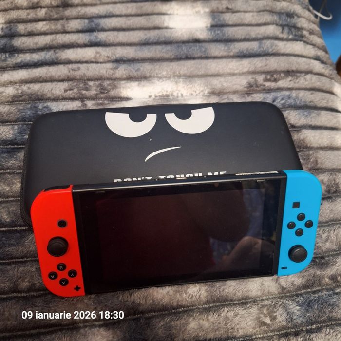 Vând Nintendo suich