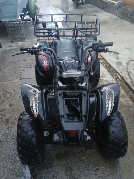 Продам квадроцикл 110 куб,механика