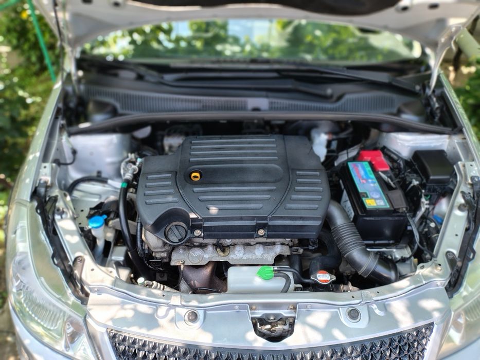 Vând Suzuki SX4 din anul 2012 - 4x4 .
