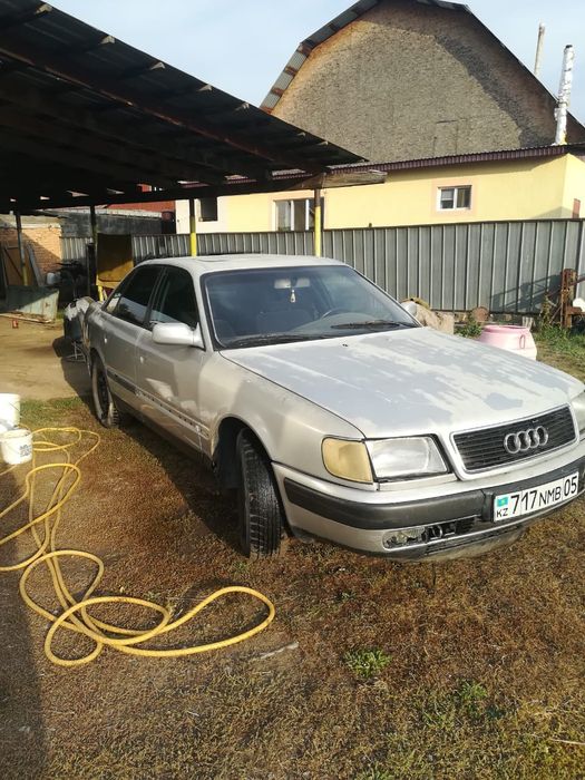 Продам  Ауди с 4