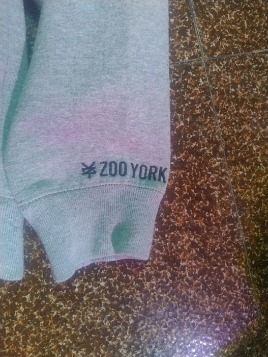 ZOO YORK Суичър в перфектно състояние