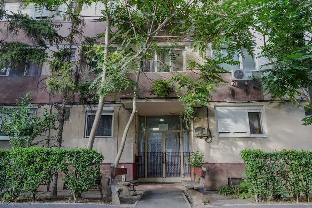 Apartament 4 camere Etaj 1 Zona Sega Str. Hateg comision 0%