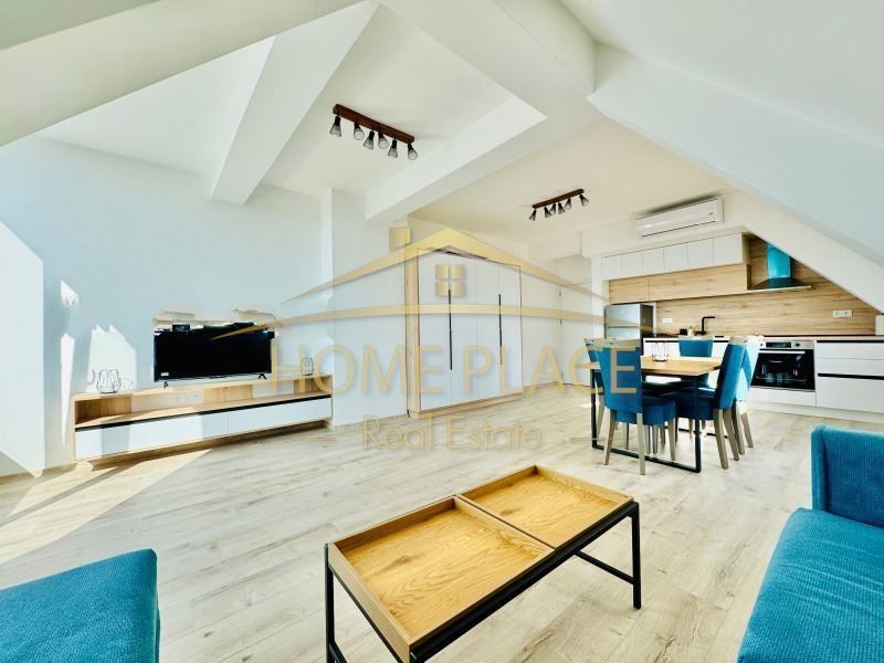 ПАРКОМЯСТО ! Тристаен апартамент под наем - Бриз