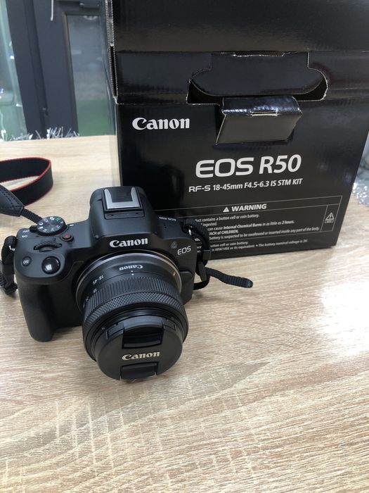 Фотоаппарат Canon EOS R50 (A4)