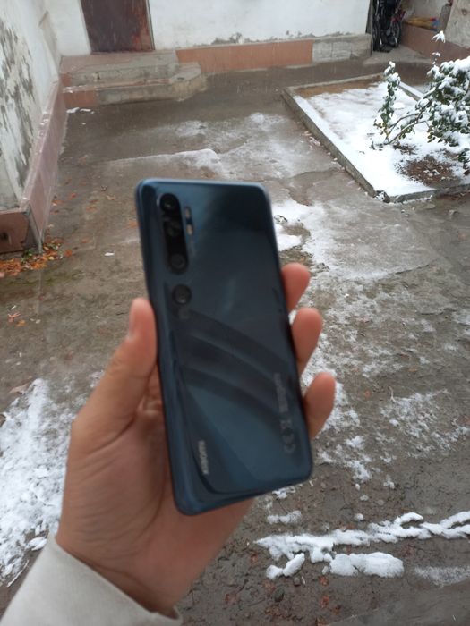 Mi Note 10 sotiladi flagmn