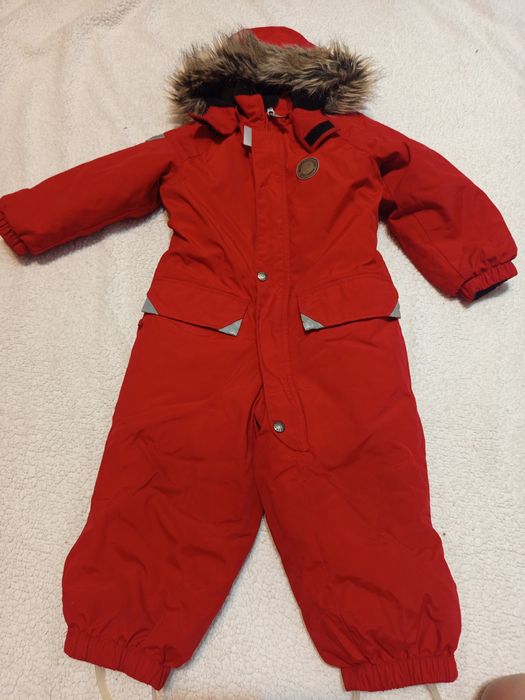 Продам зимний комбинезон kerry 92