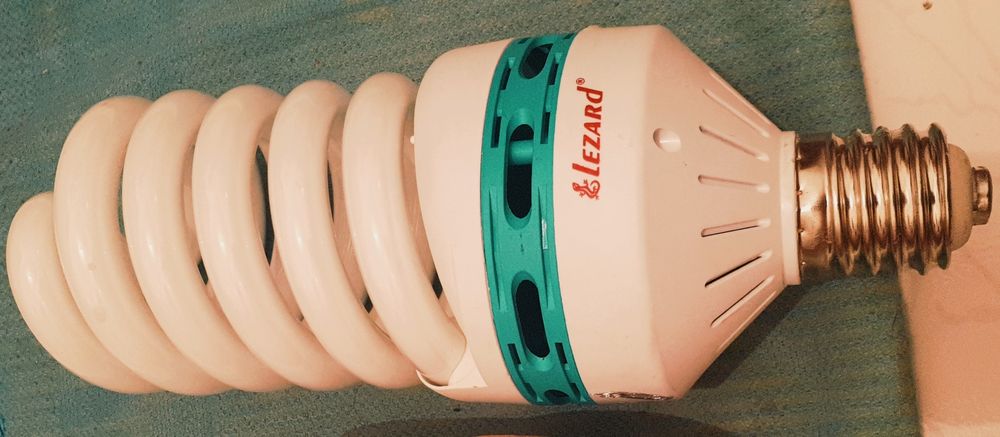 Лампа люминисцент 85w