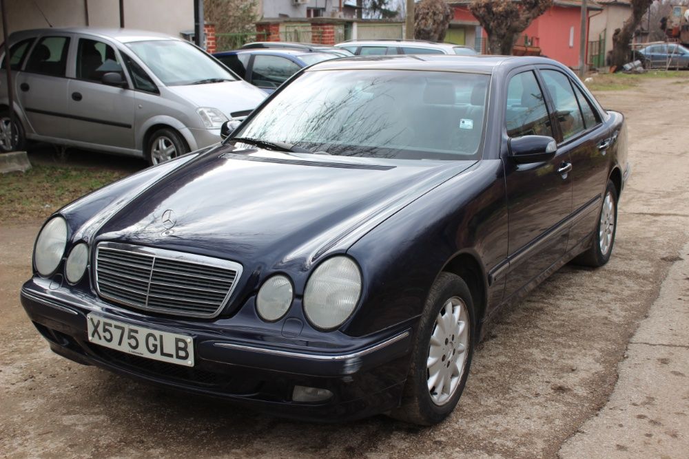 НА ЧАСТИ!!! Mercedes W210 E240 Седан фейслифт / Мерцедес В210