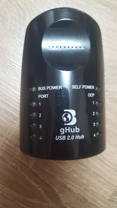 Dr. Bott gHub 2.0
4 - Porturi USB 2 Hub
