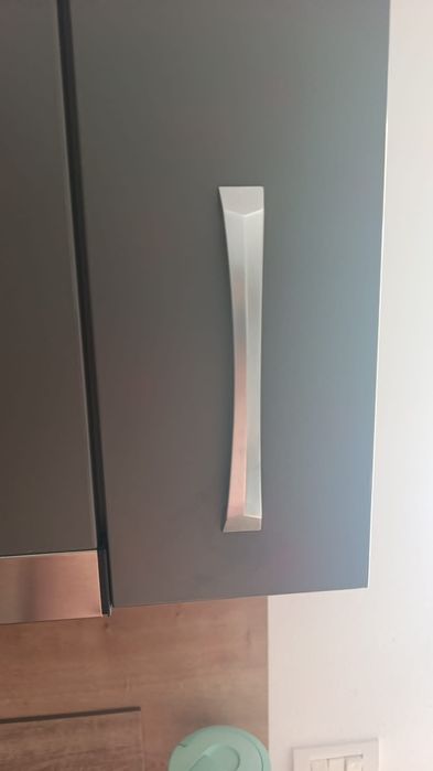 Mânere mobila bucatarie argintii