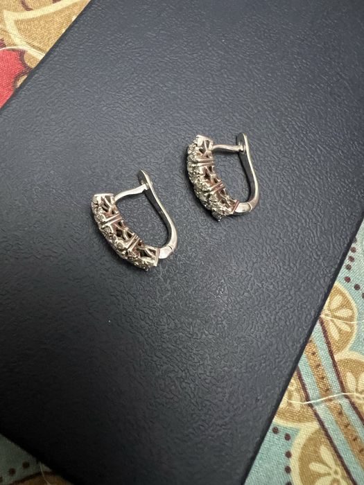 Серьги Белое золото с бриллиантом