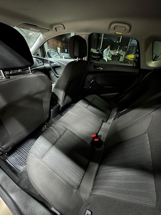 Opel astra J 2013 ,1.4 benzina