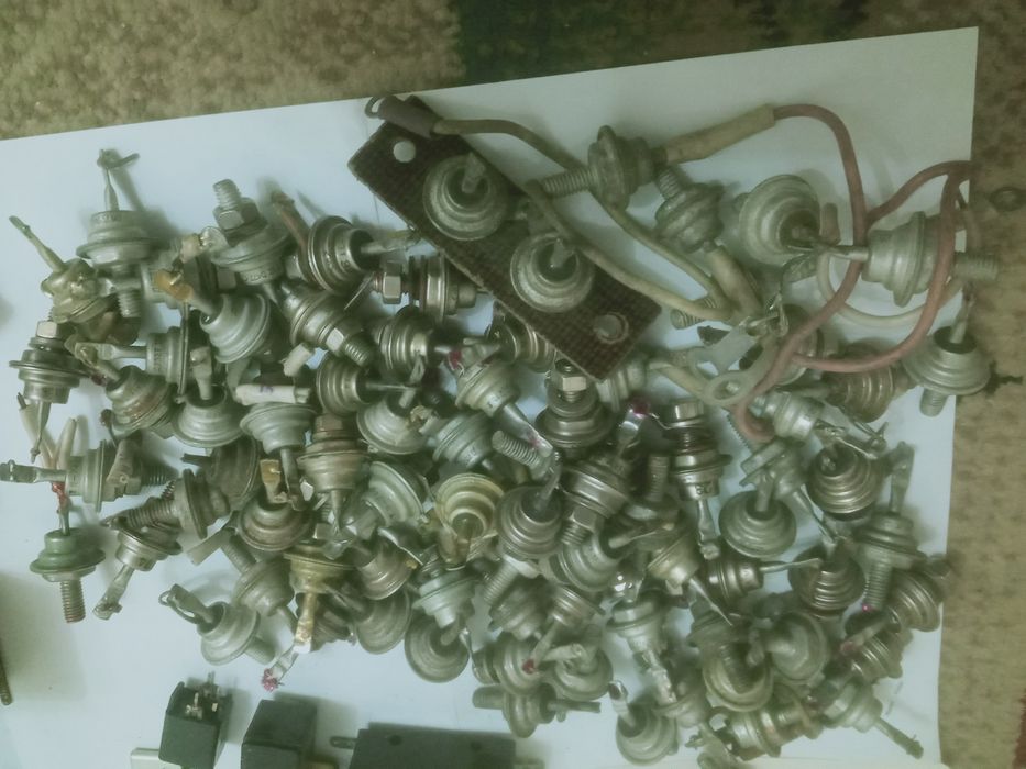 Радиодетали  СССР  и  другое.