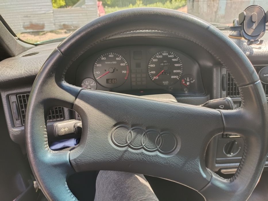 Продам Ауди 80 б4