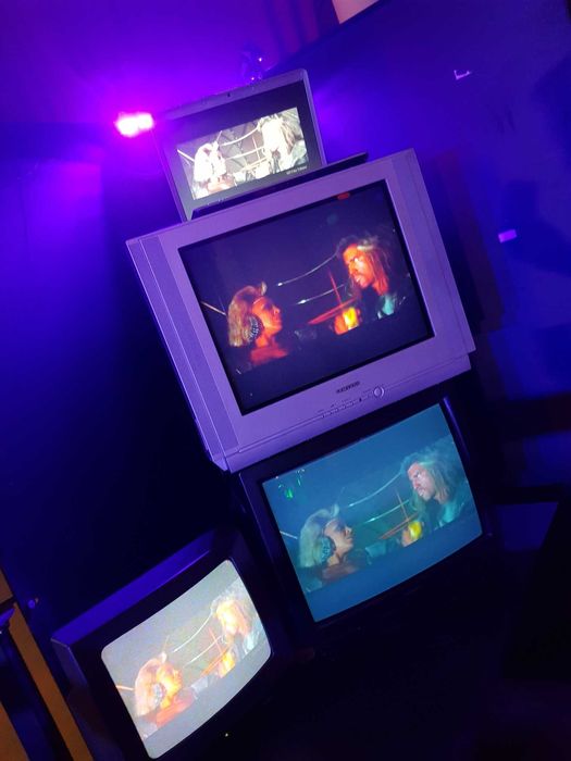 Retro Events Lan Party Analog 16 32 Bit Gaming Console CRT TVs 1990s