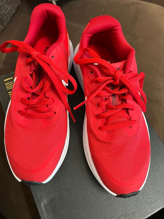 Червени Маратонки Nike