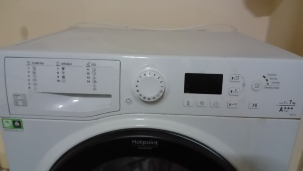 Pentru piese de schimb- Mașina de spălat rufe Hotpoint Ariston