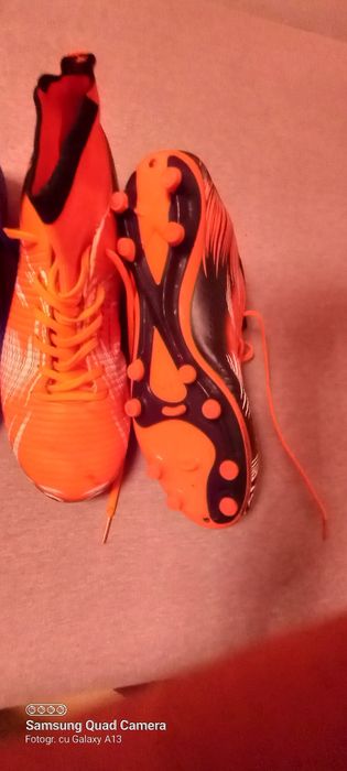 Vând crampoane mărimea 39 ,41  ,43