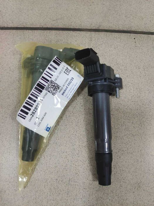 Катушка зажигания Cobalt R4 GM